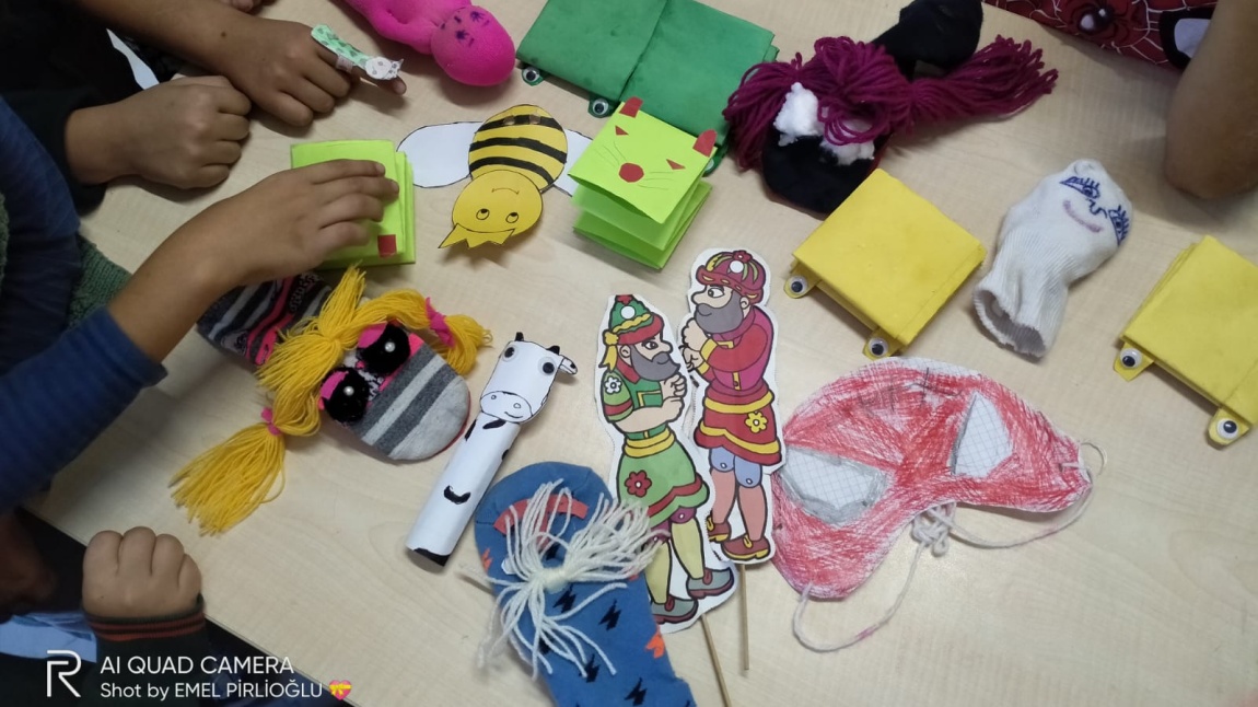 Class 2/A mask puppet day. / 2/A Sınıfı Maske- Kukla Günü